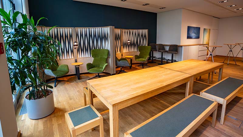 (C)BDEW Moderne Lounge mit gutem Kaffee