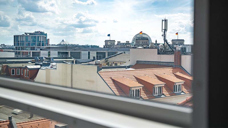 (C)BDEW Schöner Blick vom 7. Stock zum Bundestag